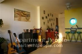 Foto del edificio - 6166 N Sheridan Rd