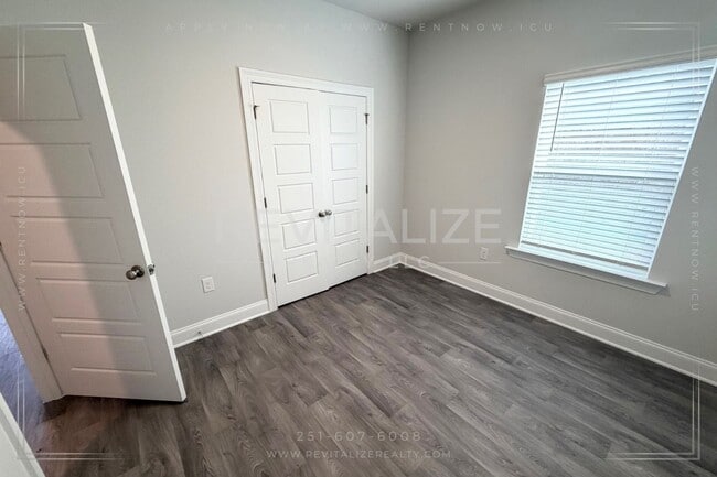 Foto del edificio - $100 OFF First 3 Months! New Construction 4 Bed 2 Bath Cottage in Spanish Fort