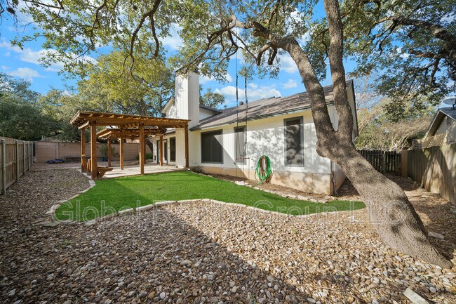 Building Photo - 1936 Creek Hollow