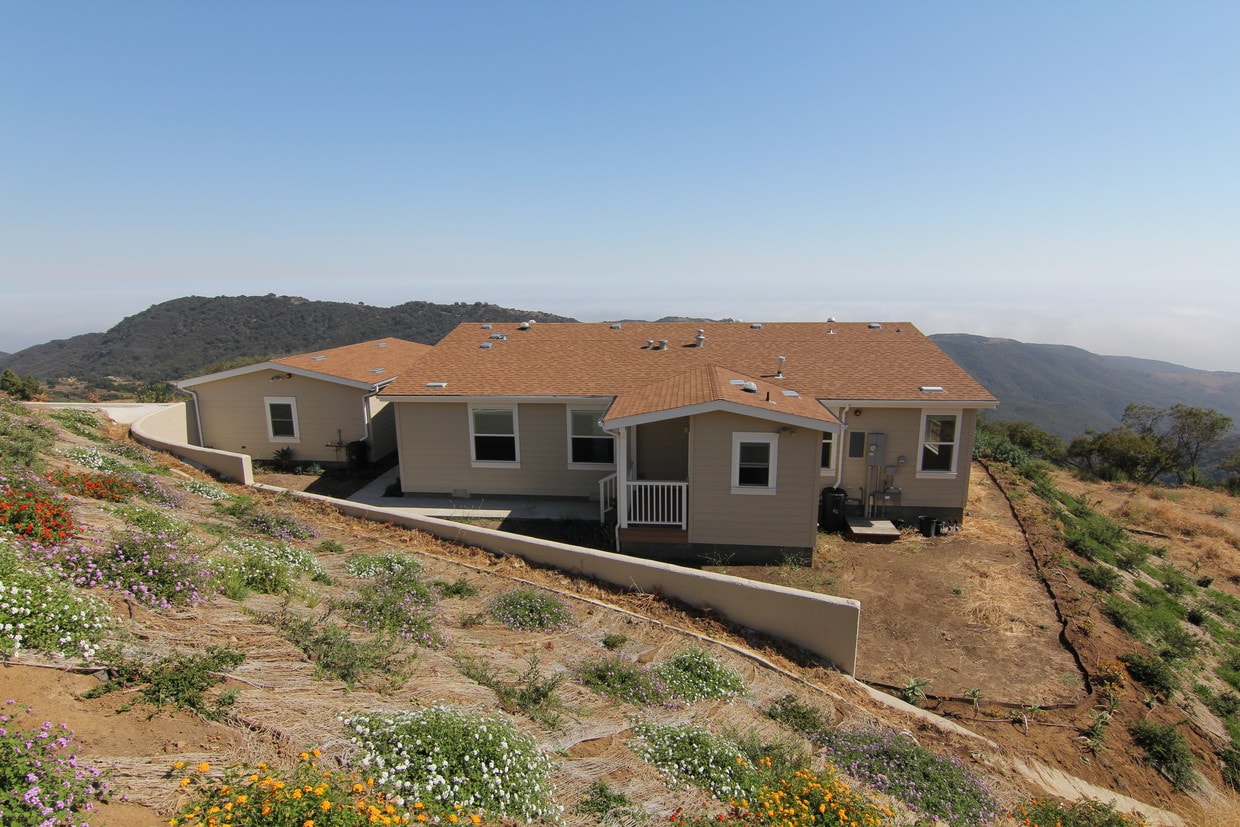 2586 Applefield Ln, Topanga, CA 90290 House for Rent in Topanga, CA