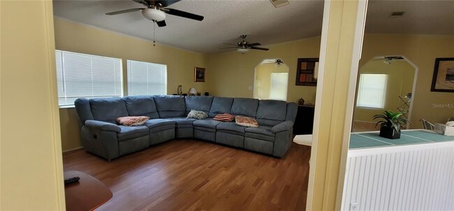 Foto del edificio - 34204 Hodges Rd