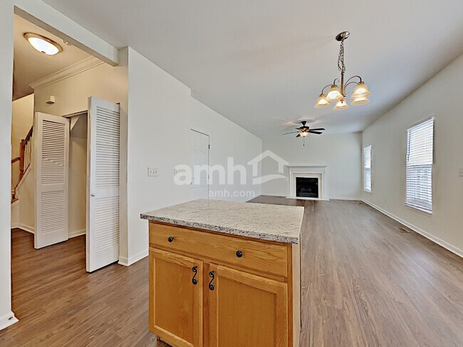 Building Photo - 3213 Peyton Court