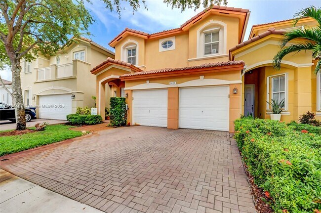Foto del edificio - 8631 NW 110th Ave