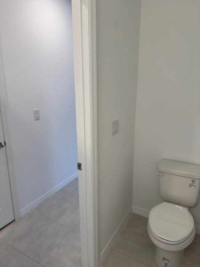 Building Photo - 76 Citrine Loop