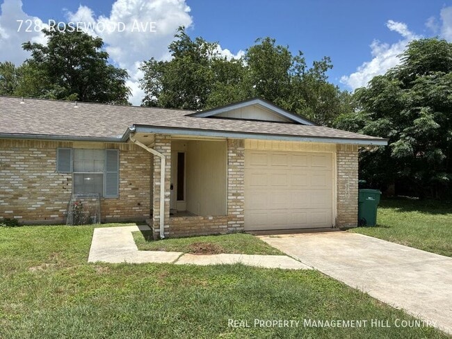 Building Photo - 728 Rosewood Ave