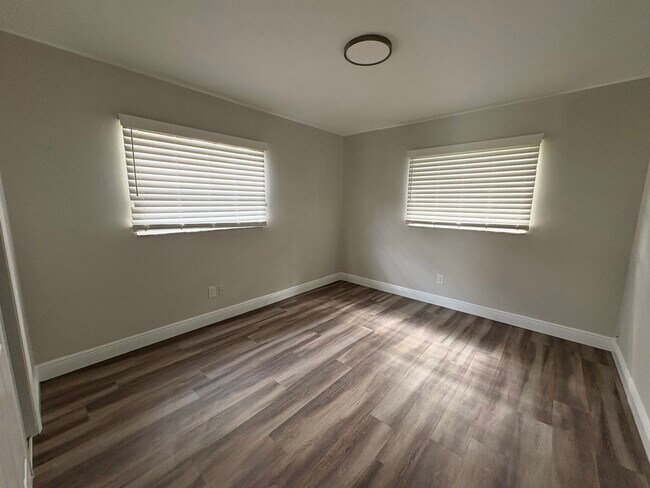 Foto del edificio - 14618 N 43rd St