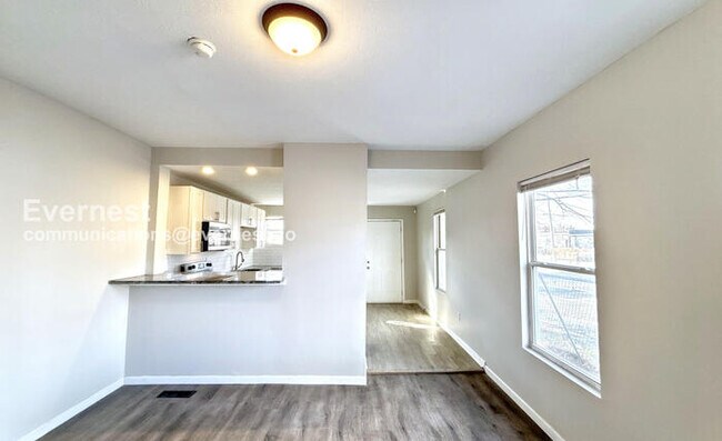 Foto del edificio - 37 S Yale Ave