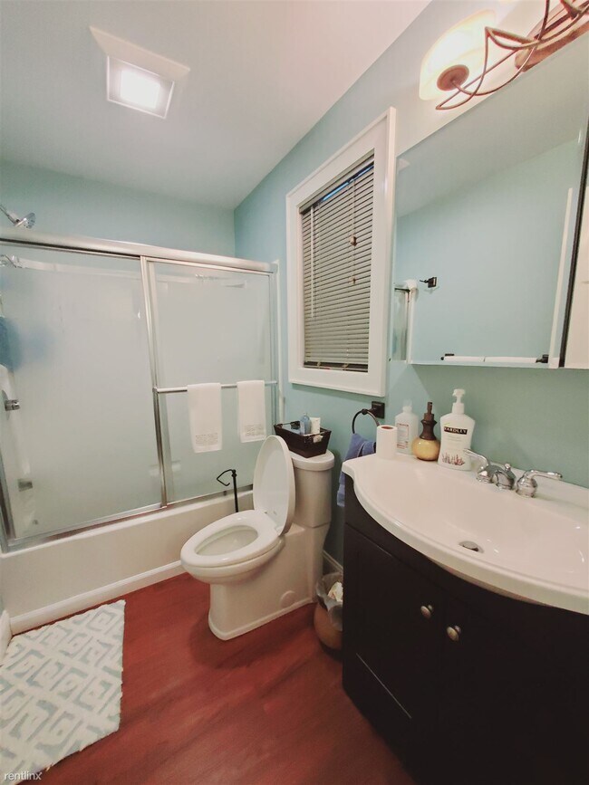 Building Photo - 3 br, 2 bath Condo - 11 Summitt Ave Apt 2
