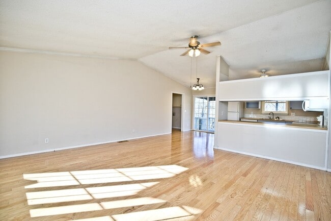 Foto del edificio - ***11 Bromwich Lane***