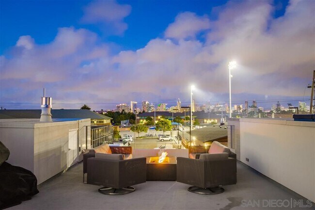 Foto del edificio - 704 7th St