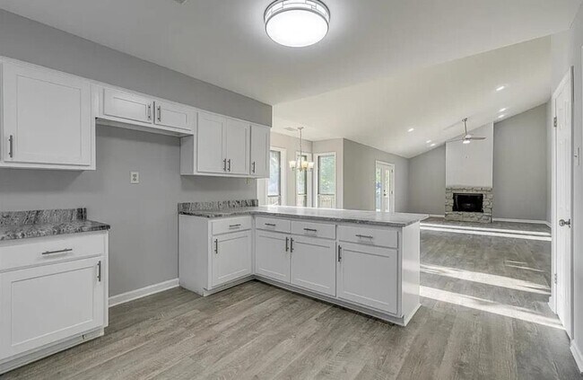 Foto del edificio - 3144 Sycamore View Rd