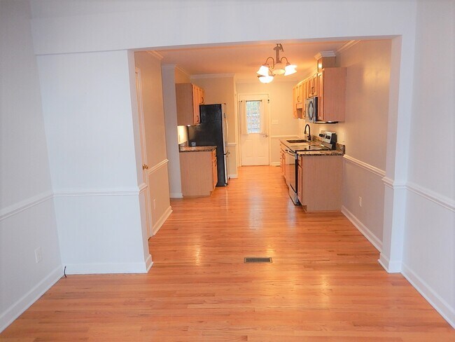 Foto del edificio - 6610 Lipscomb Dr