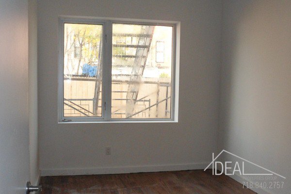 Building Photo - Sensational 4BR Triplex in Bed-Stuy!
