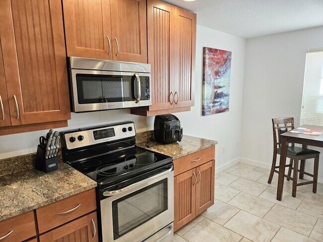 Foto del edificio - 6618 7th Ave Cir W