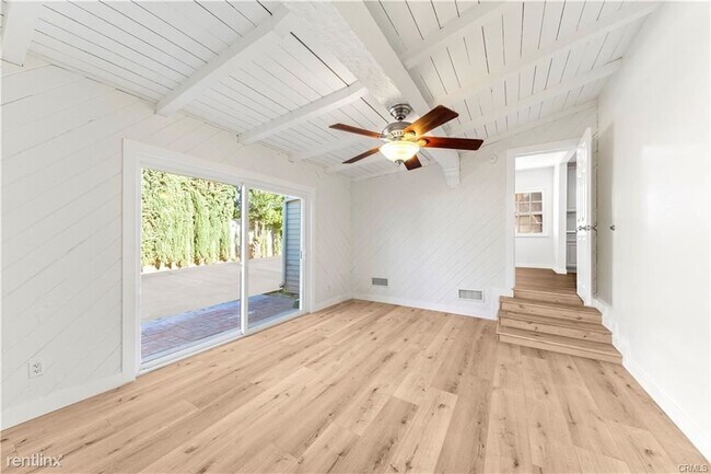 Building Photo - 4 br, 4.5 bath House - 4480 Laro Ln