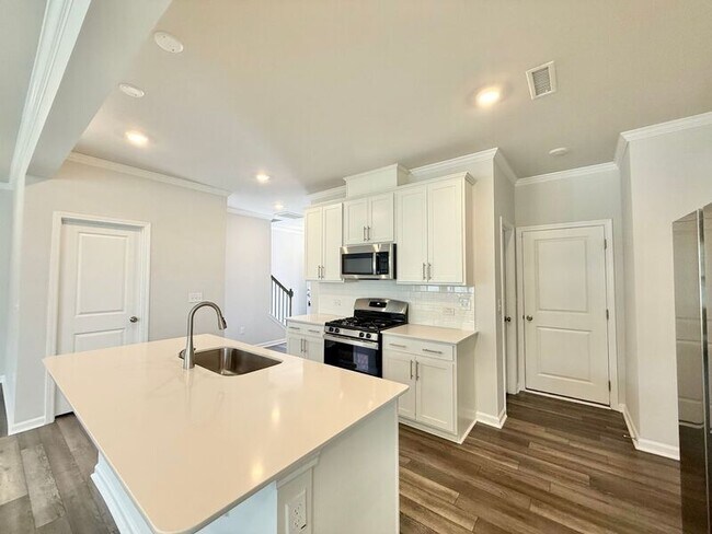 Building Photo - 388 Garden Vine Trl