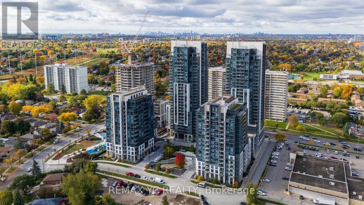 Photo principale - 30 Meadowglen Pl