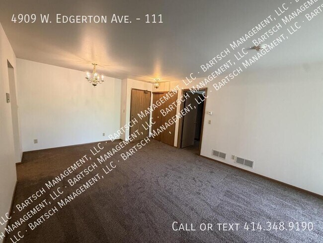 Foto del edificio - 4909 W Edgerton Ave