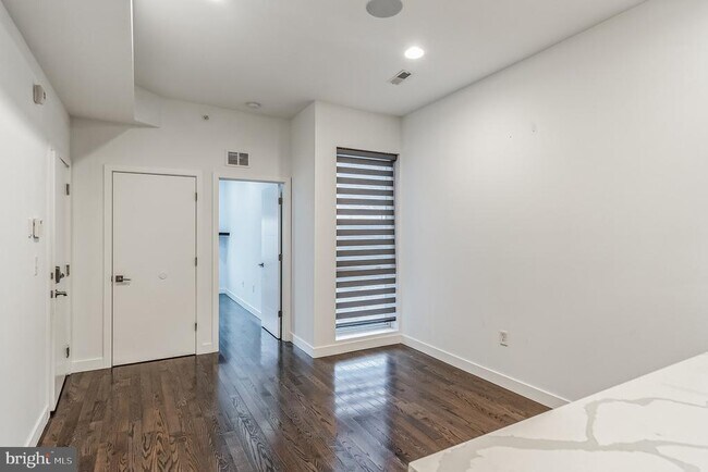Foto del edificio - 1603 N Marshall St
