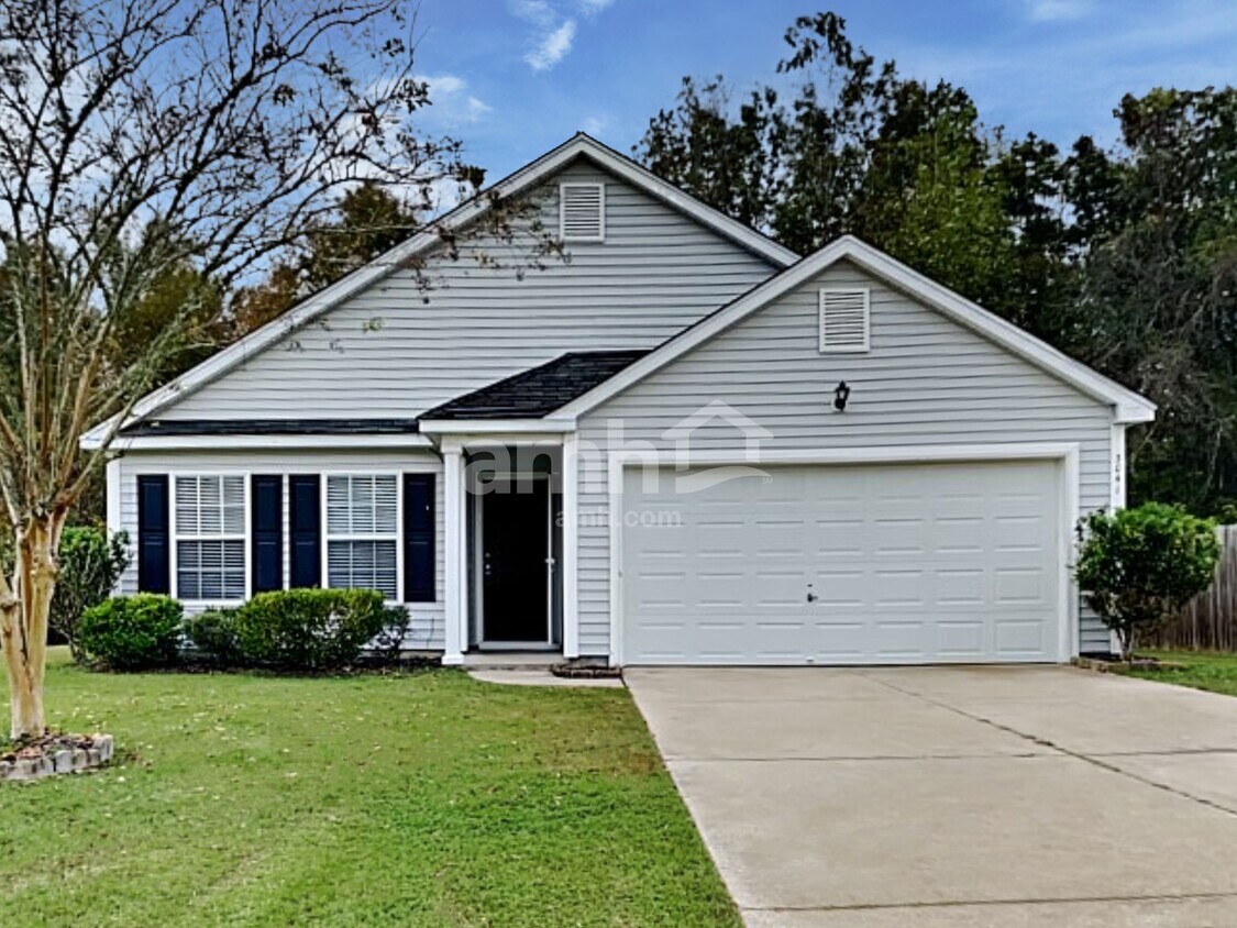 3041 Maple Leaf Drive House Rental in Moncks Corner, SC