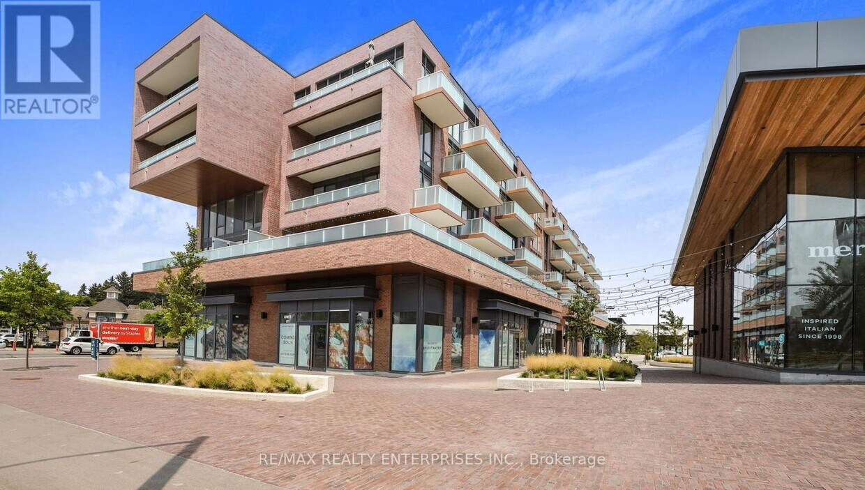 Primary Photo - 215-215 Lakeshore Rd W