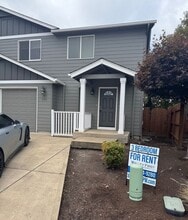 Building Photo - 337-339 Tracy Ct