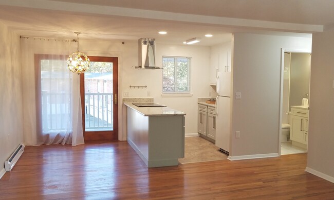 Building Photo - 1538 CT-12