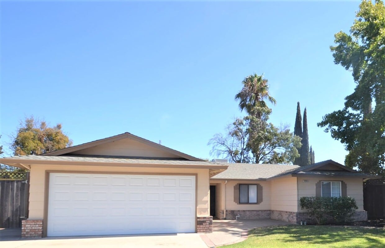 1330 Ct House Rental in Manteca, CA
