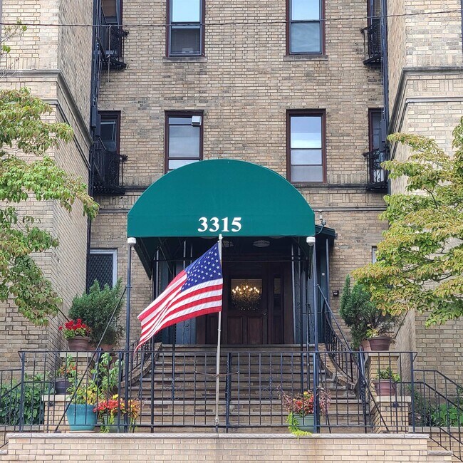 3315 Pleasant Ave Unit 301, Union City, NJ 07087 Condo for Rent in