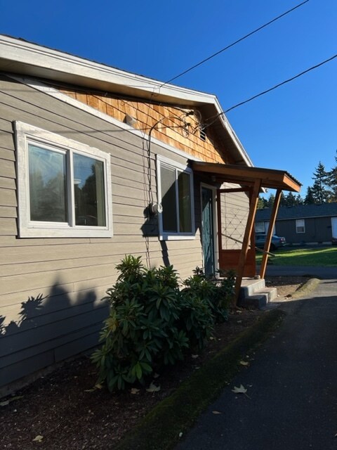 Building Photo - 4808 NE 99th Ave