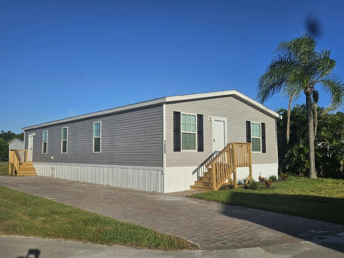Foto principal - 1029 Myakka Dr