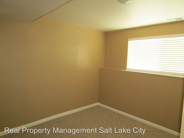 Building Photo - 5153 S 3760 W