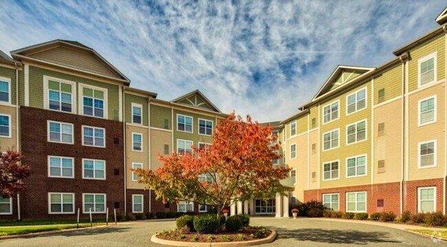 Building Photo - The Grand Richmond at Brook Run 62+