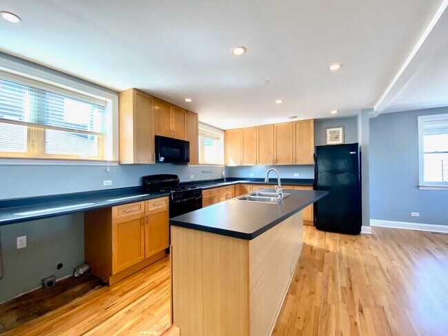Foto del edificio - 2736 W Evergreen Avenue C