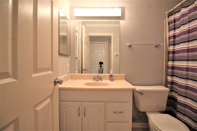 Building Photo - 20951 Timber Ridge Ter