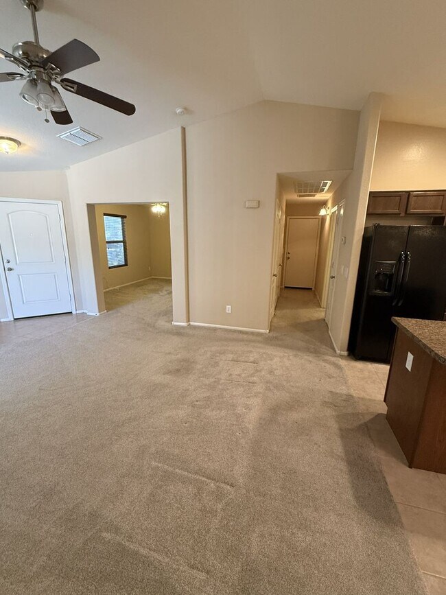 Foto del edificio - 40397 W Sanders Way