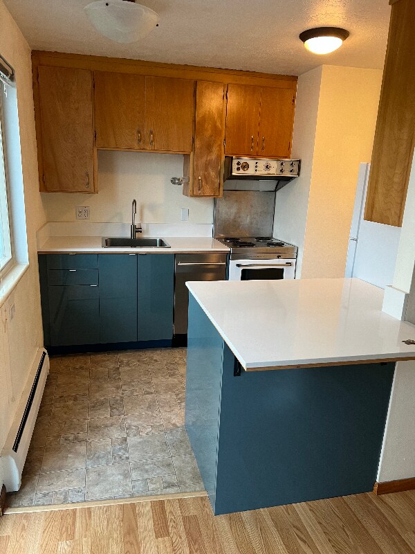 Primary Photo - 412 N 45th St