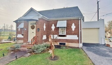 Building Photo - 1201 Baltimore St