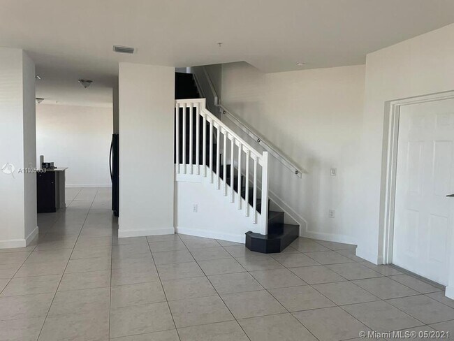 Building Photo - 230 NW 109th Ave