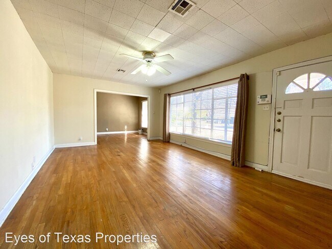 Building Photo - 2 br, 1 bath House - 6206 Nasco Dr.