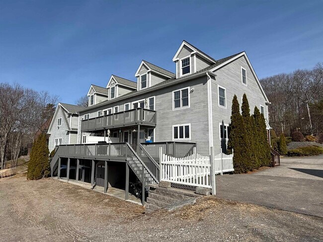 Foto del edificio - 116 Hilliard Rd