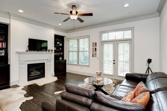 Building Photo - 531 Ansley Cir NE