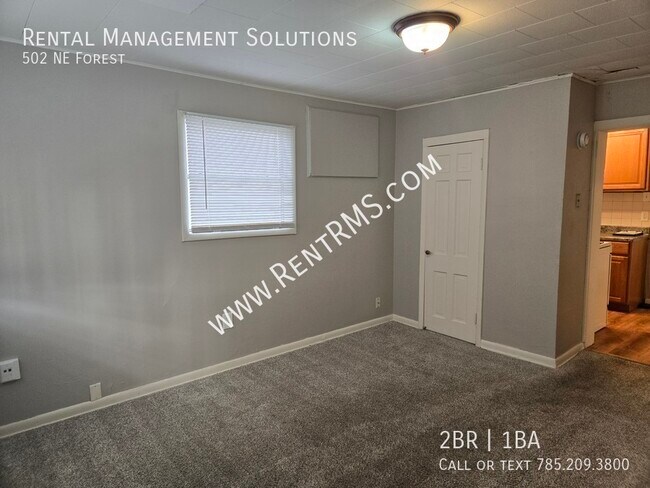 Foto del edificio - 502 NE Forest-