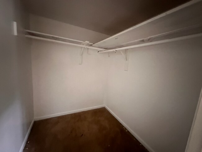 Foto del edificio - 1071-1073 Laurel Ln NW