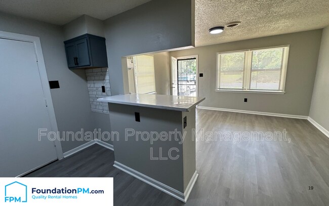 Building Photo - 518 Harahan Rd