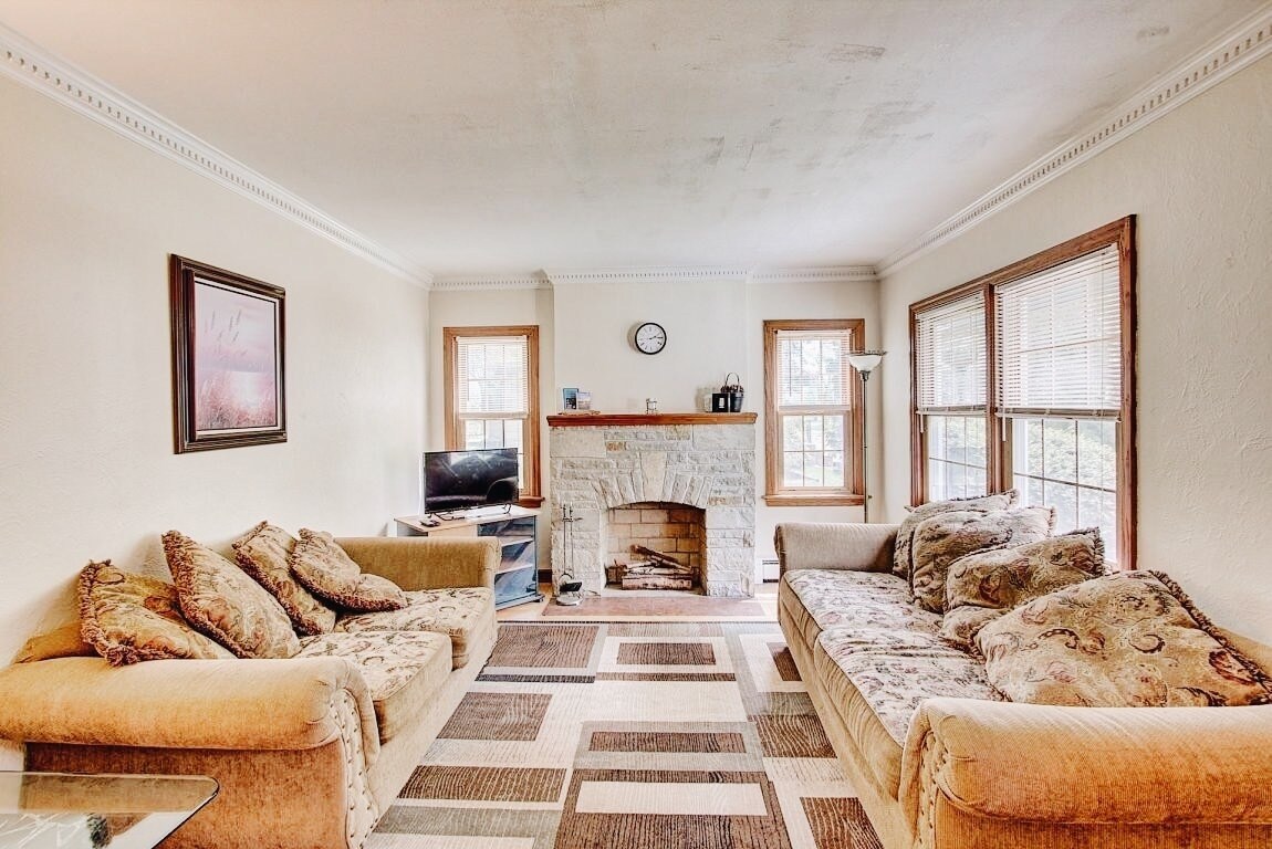Foto principal - 2460 S 80th St