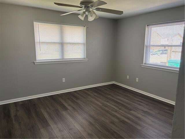 Building Photo - 3022 Phoenix St