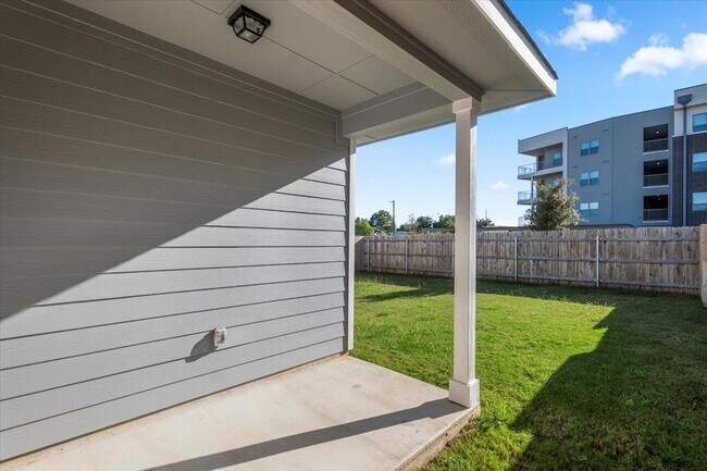 Foto del edificio - 2711 Totley Rd