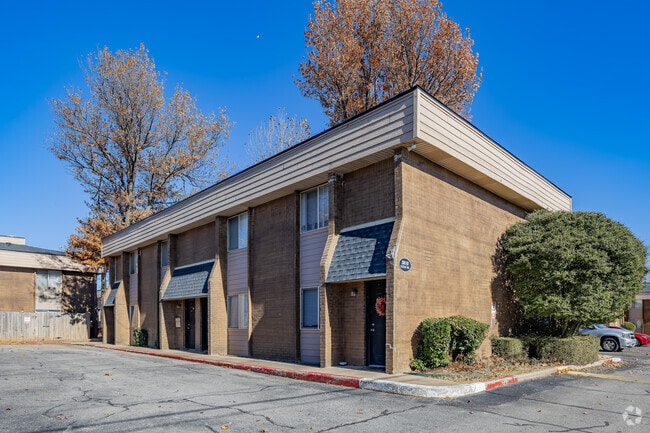 Building Photo - Tinker Del Village Apartments