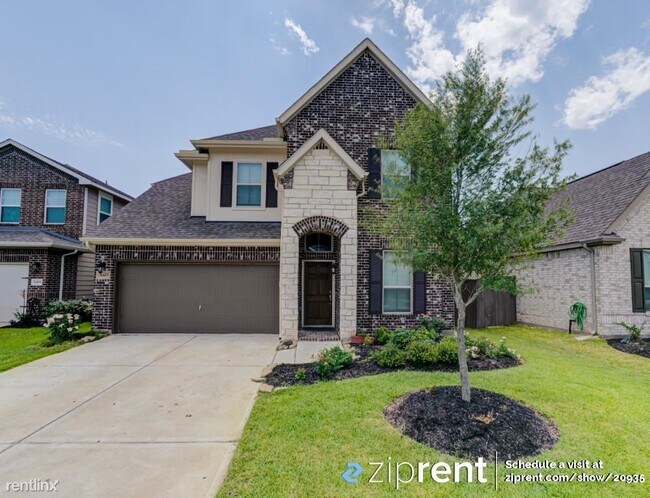 Foto del edificio - 5 br, 3 bath House - 4423 Sandhill Terrace...